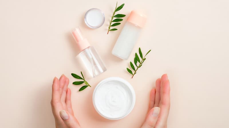 Productos cosméticos a su alcance